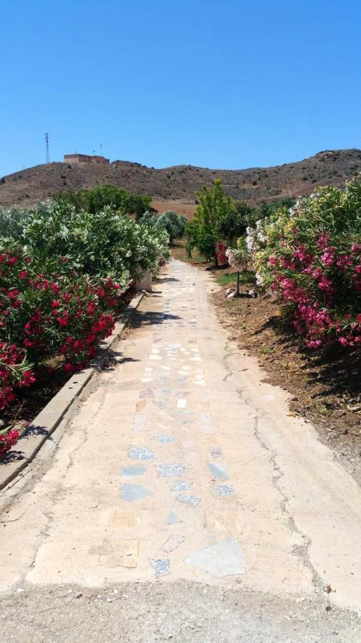 House With One Bedroom In El Pozo De Los Frailes With Wonderful Mountain View Shared Pool Furnished Terrace 3 Km From The Beach El Pozo de los Frailes Eksteriør billede